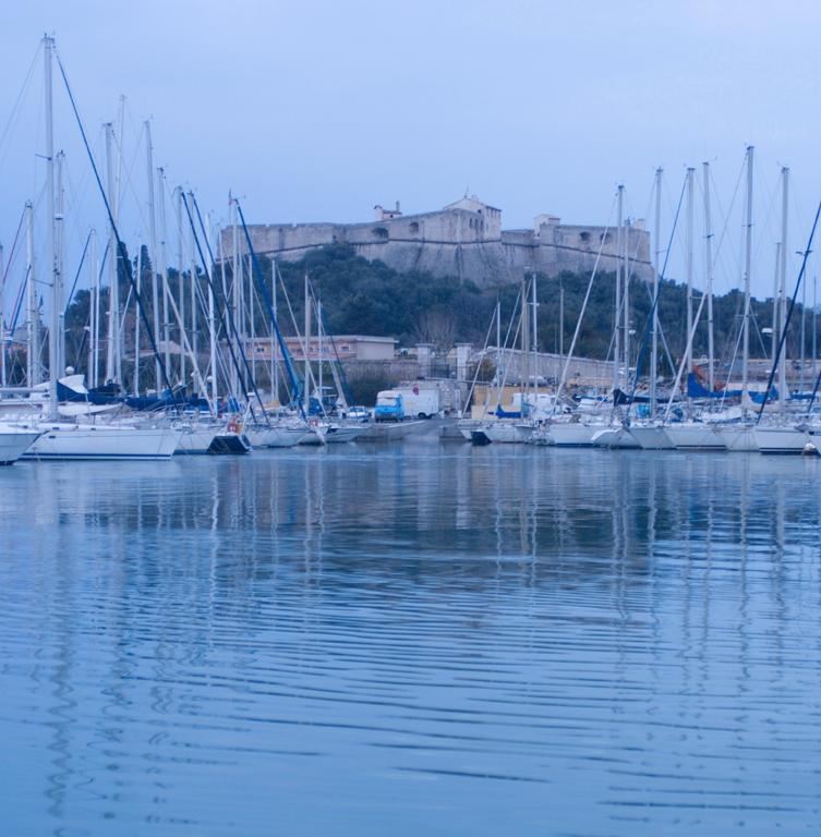 Hotel Stars Antibes Biot Exterior foto