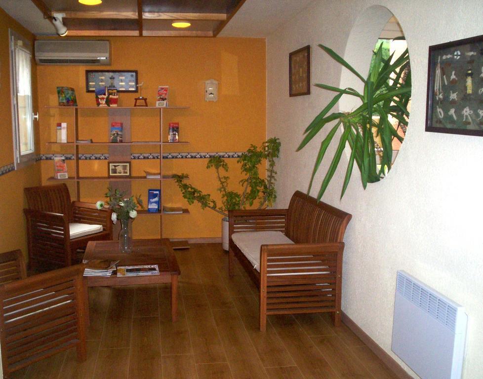 Hotel Stars Antibes Biot Exterior foto